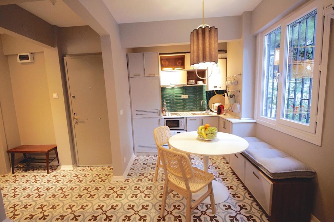 Superior Refurbished Flat In The Heart Of Istanbul Apartment Bagian luar foto