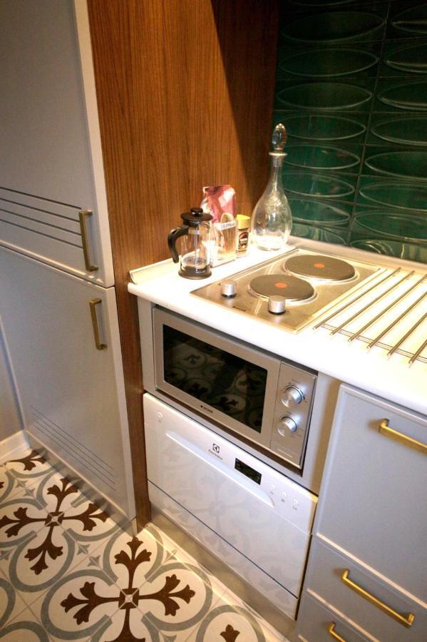 Superior Refurbished Flat In The Heart Of Istanbul Apartment Bagian luar foto