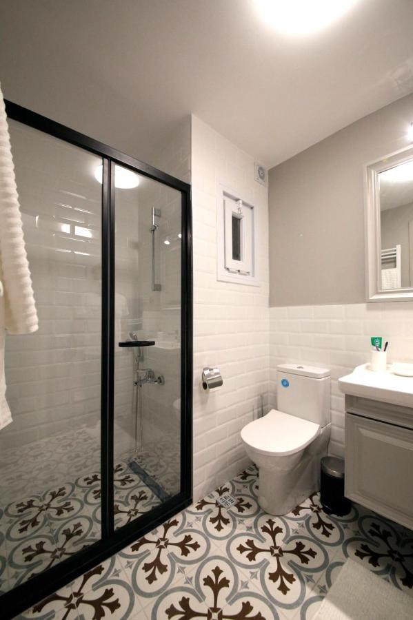 Superior Refurbished Flat In The Heart Of Istanbul Apartment Bagian luar foto